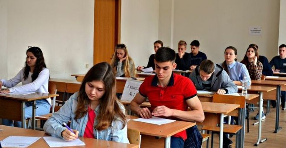 В Мариуполе выпускник набрал 200 баллов на ВНО