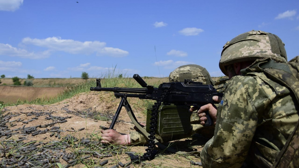 Росіяни намагаються витіснити ЗСУ на Лиманському та Сіверському напрямках – експерт