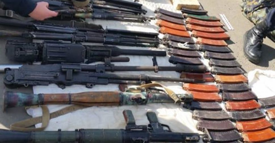 Тысячи патронов, пулеметы, РПГ: на КПВВ Донбасса задержали арсенал на колесах (ФОТО)