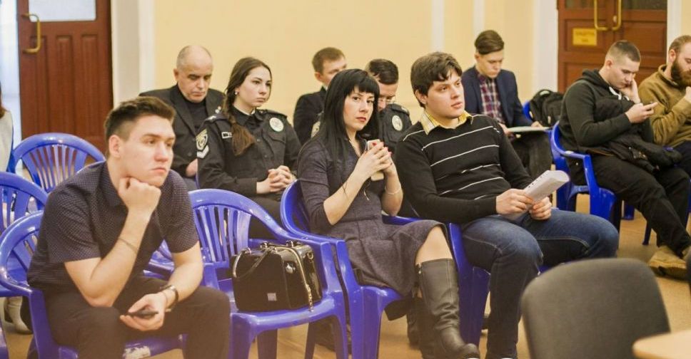 В состав мариупольского молодежного парламента войдут более 80 человек (ФОТО)