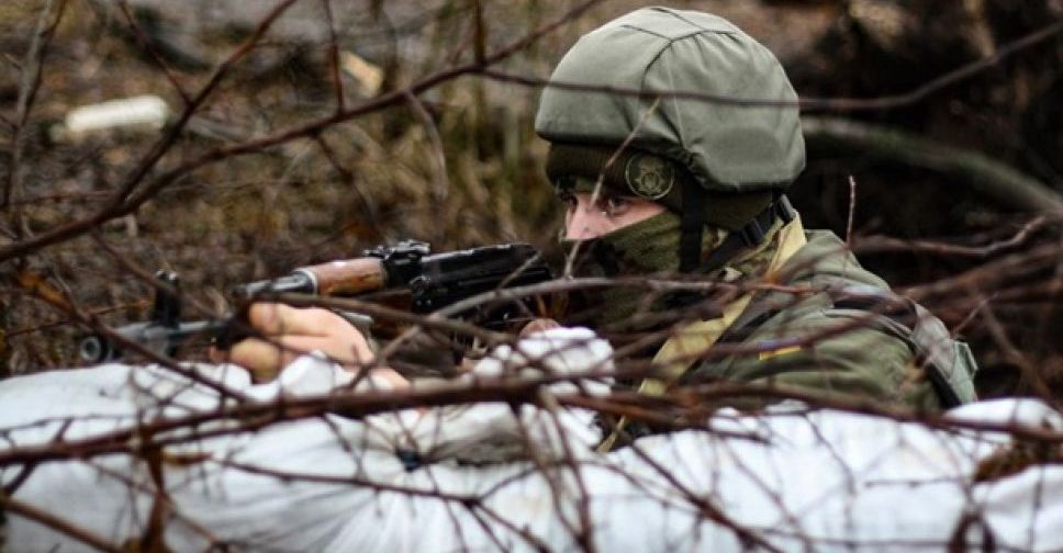 На Донбассе ранен украинский военный. Боевики открыли огонь вблизи Мариуполя