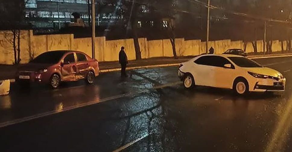 На Набережной в Мариуполе произошло тройное ДТП