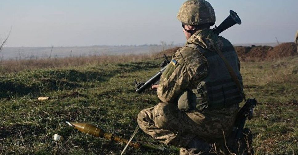 Сутки в ООС: 6 обстрелов, трое украинских бойцов получили ранения