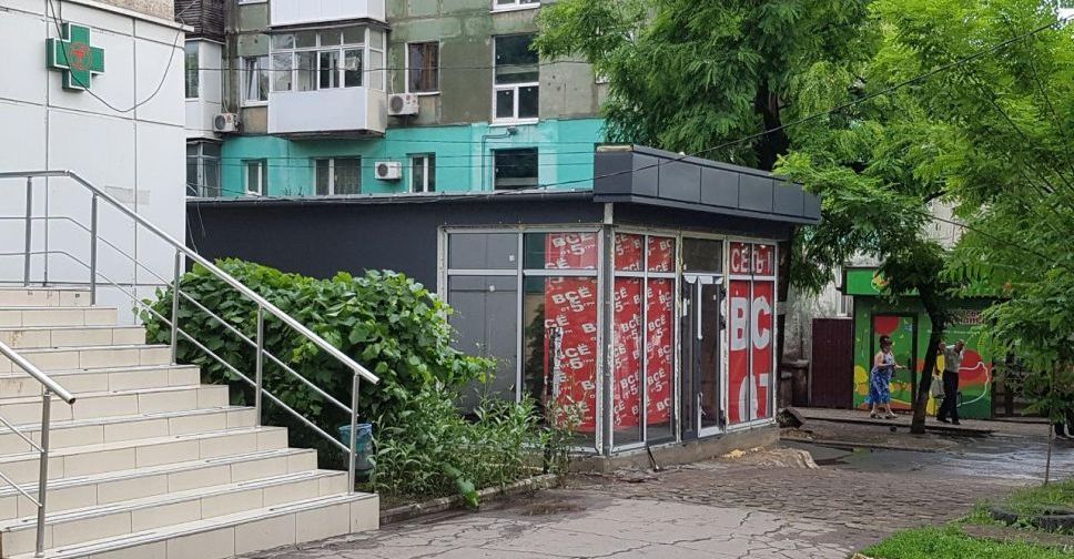 Кто «подвинул» скандальную «Галю» в Мариуполе? (ФОТОФАКТ)