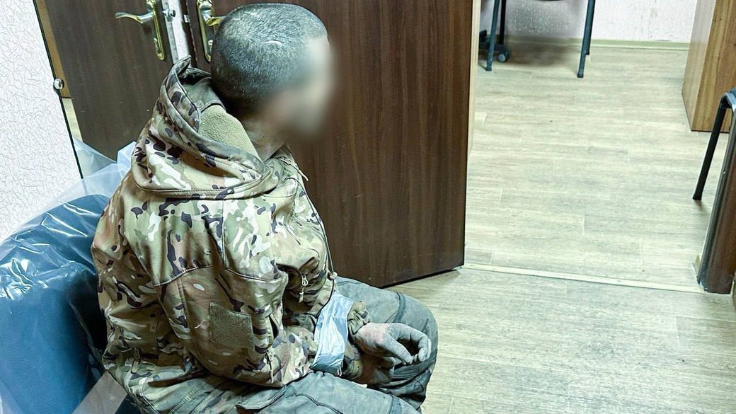 Російський штурмовик заблукав та потрапив до рук поліції під Авдіївкою