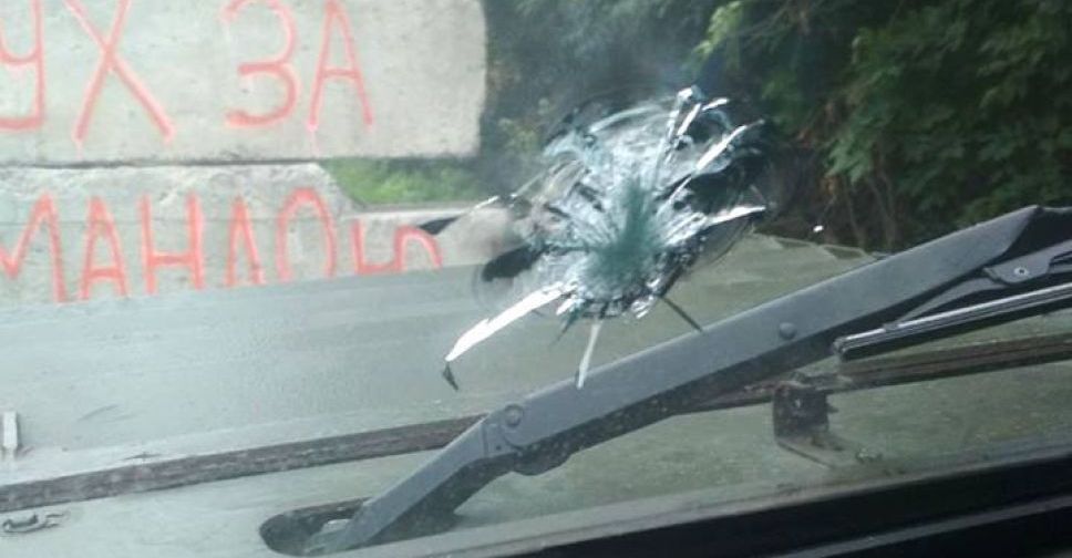 В Донбассе под обстрел попала бронемашина пограничников (ФОТО)