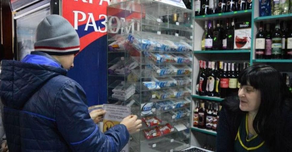 В Мариуполе мать спаивала сына. Проблема детского алкоголизма в Донецкой области (ФОТО)