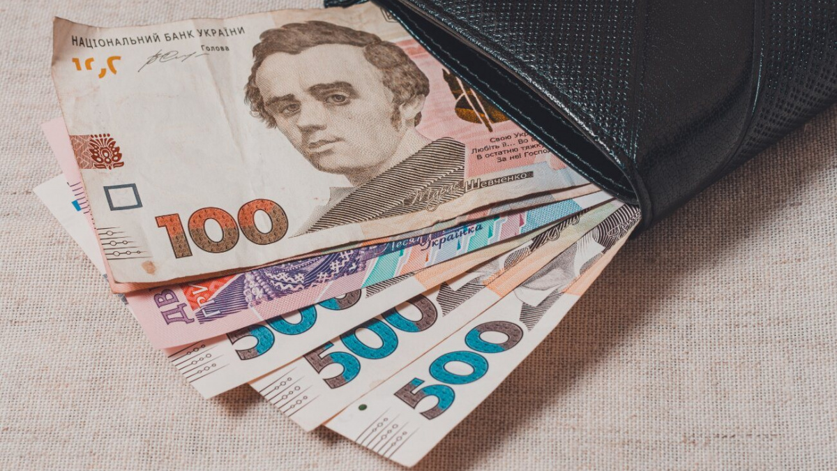 Маріупольці можуть отримати нову грошову допомогу - по 6 600 грн на людину