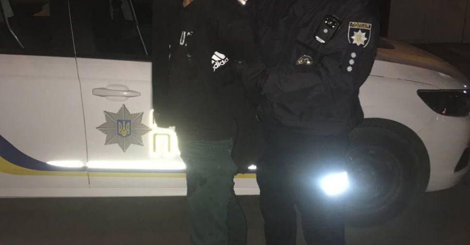 В Мариуполе на улице ограбили мужчину
