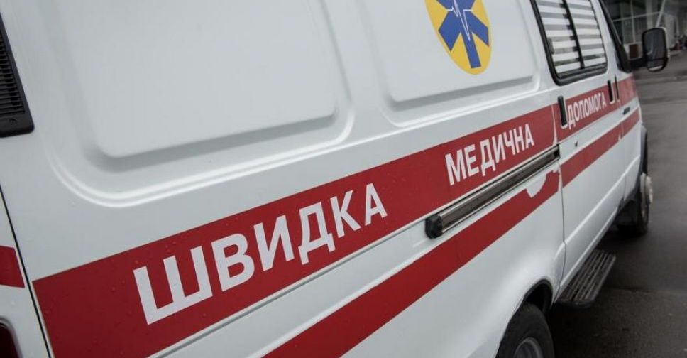 Резкое торможение маршрутки привело мариупольчанку к госпитализации в нейрохирургию 