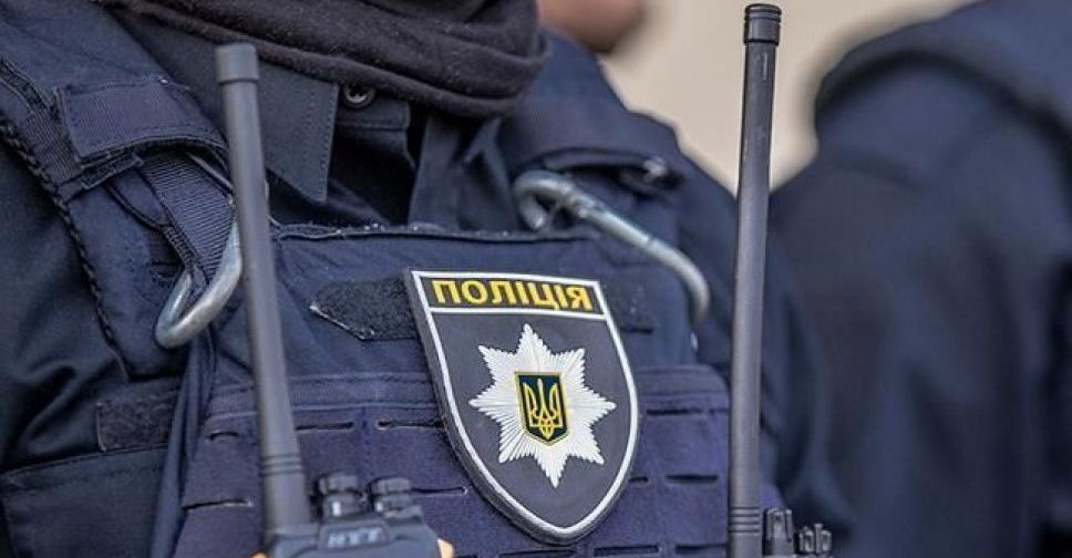 Пьяный мариуполец набросился на полицейского