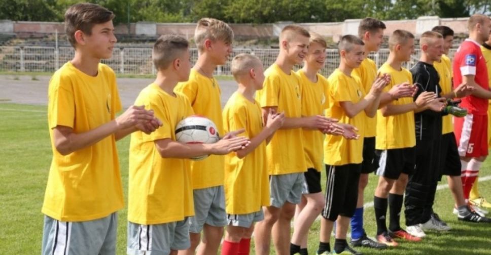 Футболисты «Шахтера» в Мариуполе сыграют мини-матч с детьми из малообеспеченных семей
