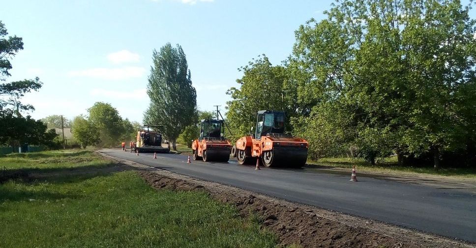 Под Мариуполем возобновили ремонт «дороги жизни» на Запорожье (ФОТО)
