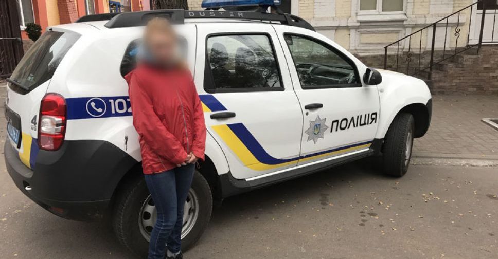 В Мариуполе нашли 16-летнюю девушку. Школьница провела ночь в квартире с малознакомой женщиной (ФОТО)