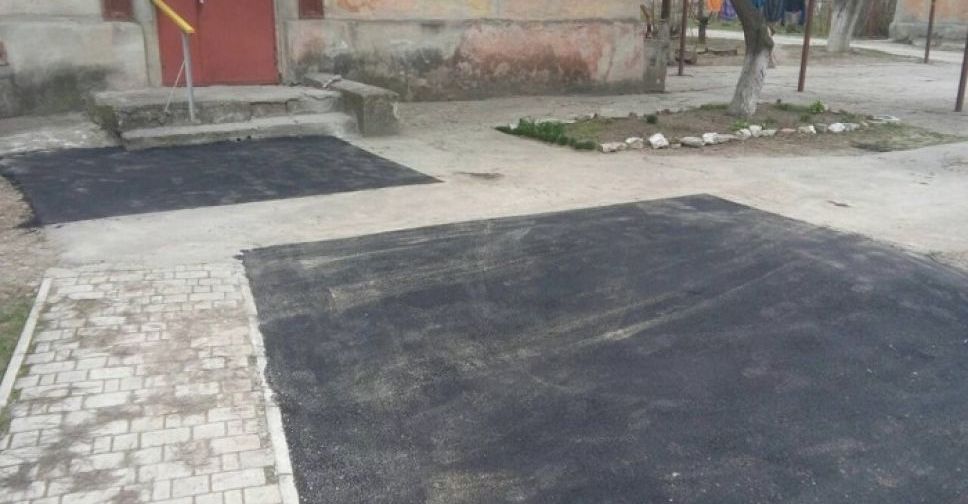 В двух районах Мариуполя положили более 17 тонн асфальта (ФОТО)