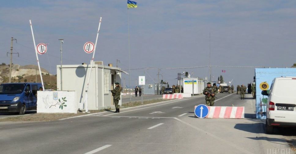 «Скорая» не успела: на КПВВ Донбасса умерла пожилая женщина