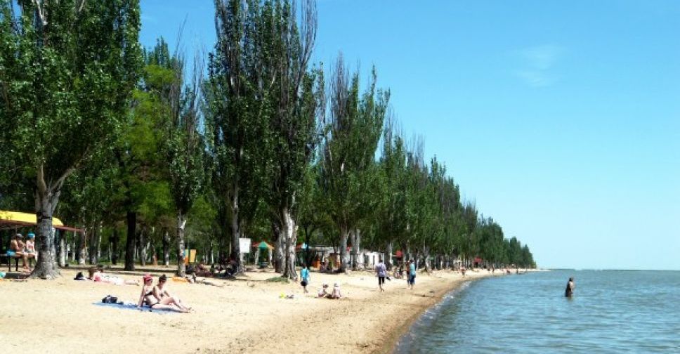 Почему на мариупольских пляжах не рекомендуют купаться