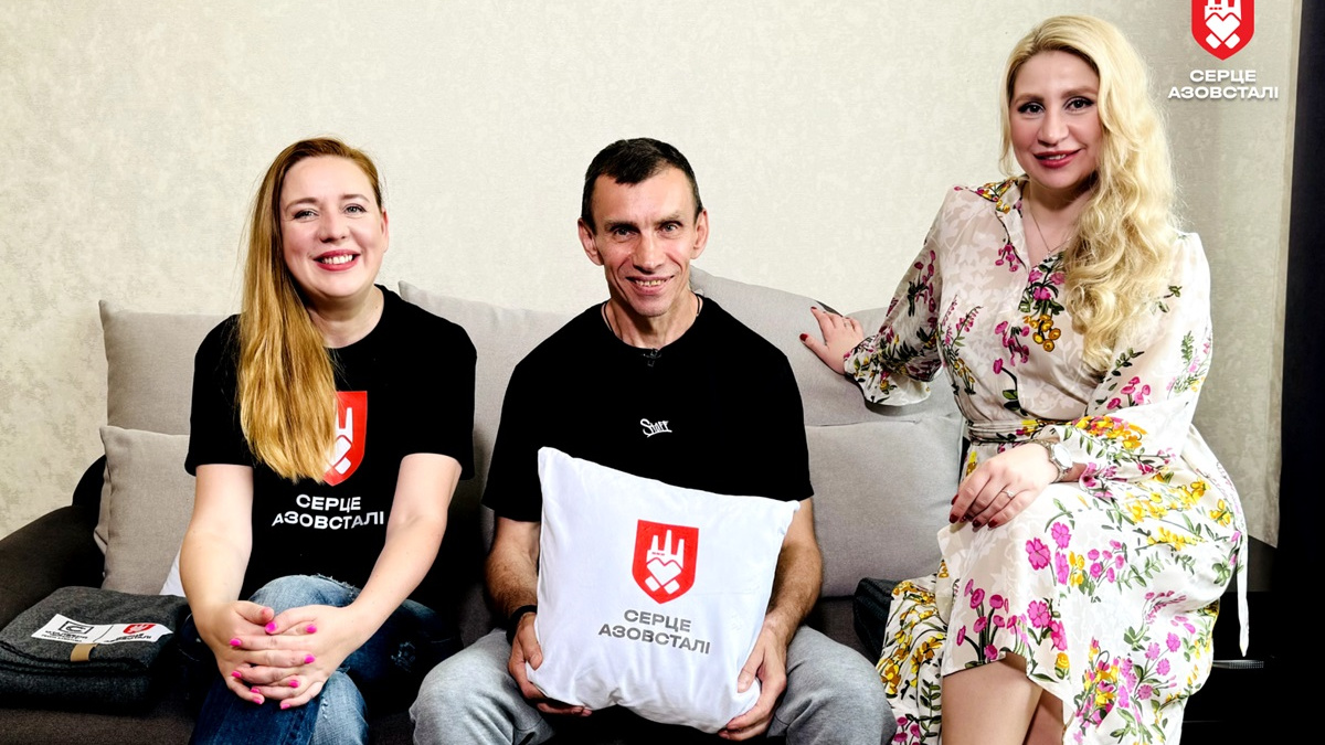 Початок нового життя: захисник Маріуполя Олег Ламан отримав ключі від власної квартири від Серця Азовсталі