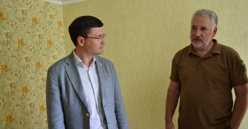   25 горожан получили новые квартиры и поздравления от губернатора и мэра Мариуполя (ФОТО)