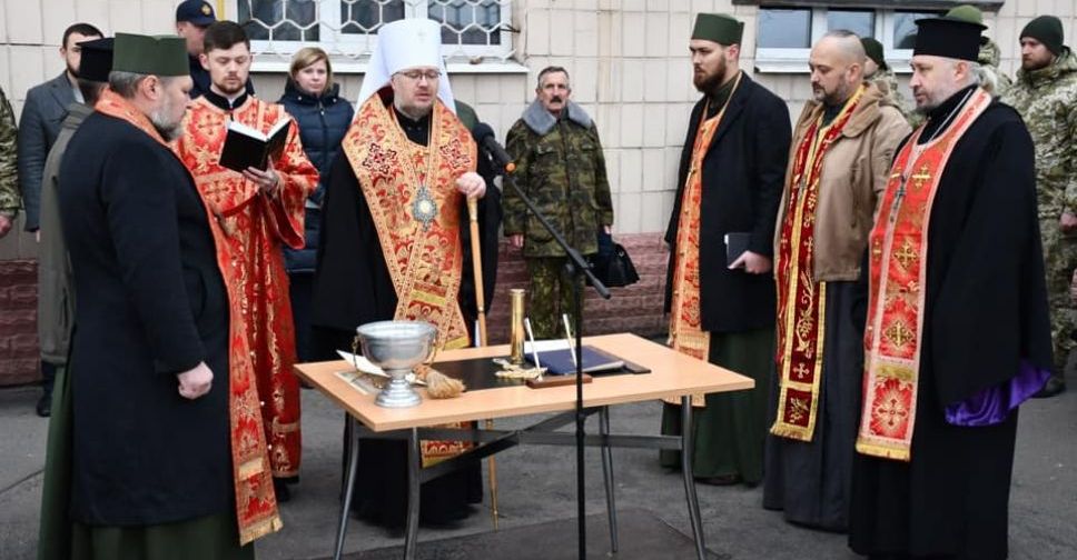 В Мариуполе на месте будущей часовни заложили капсулу времени