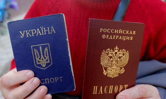 Маріуполь без виплат: працівники комунальних служб і лікарень залишилися без грошей