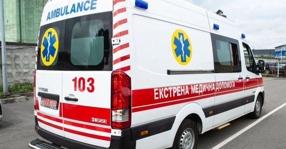 В Мариуполе пострадали дети: одна девочка упала с кровати, другая – выпила жидкость для снятия лака