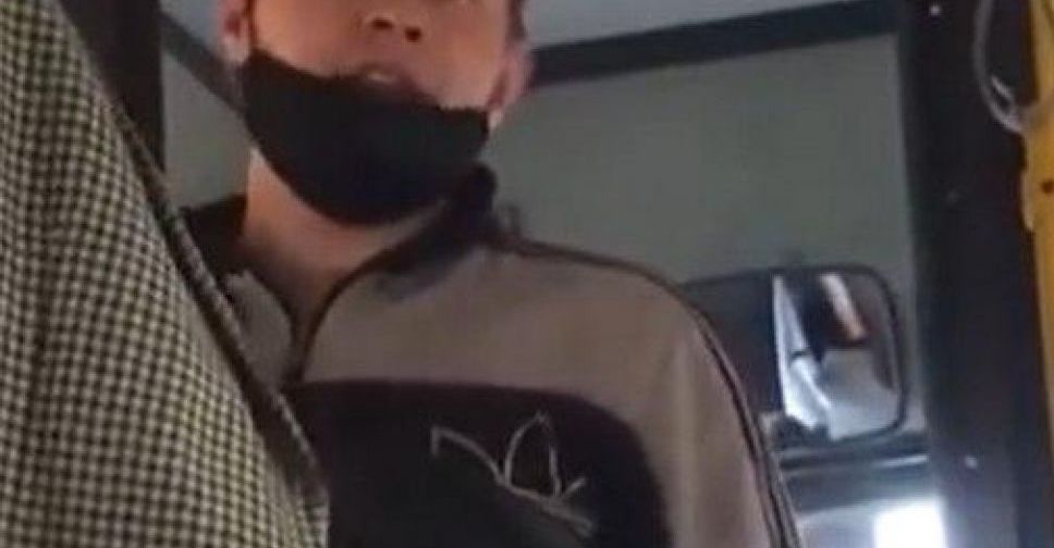 Полиция Мариуполя разыскивает мужчину, устроившего дебош в коммунальном транспорте (ВИДЕО)