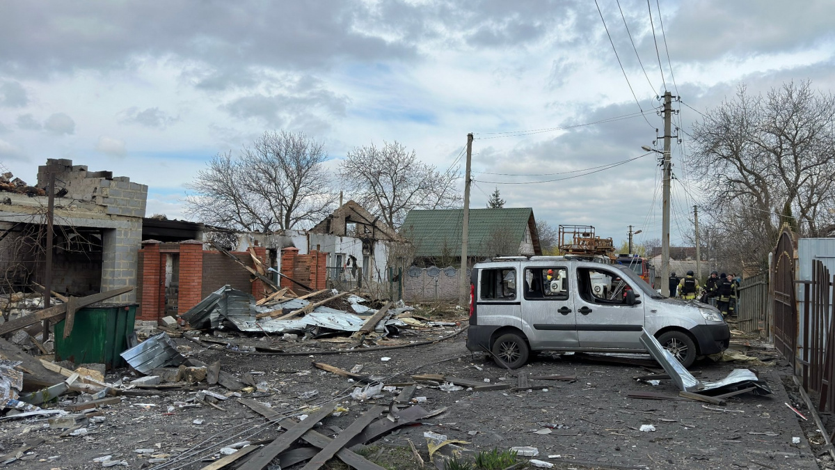 По Покровському району росіяни вгатили з артилерії: серед загиблих – 16-річна дівчина  та її матір