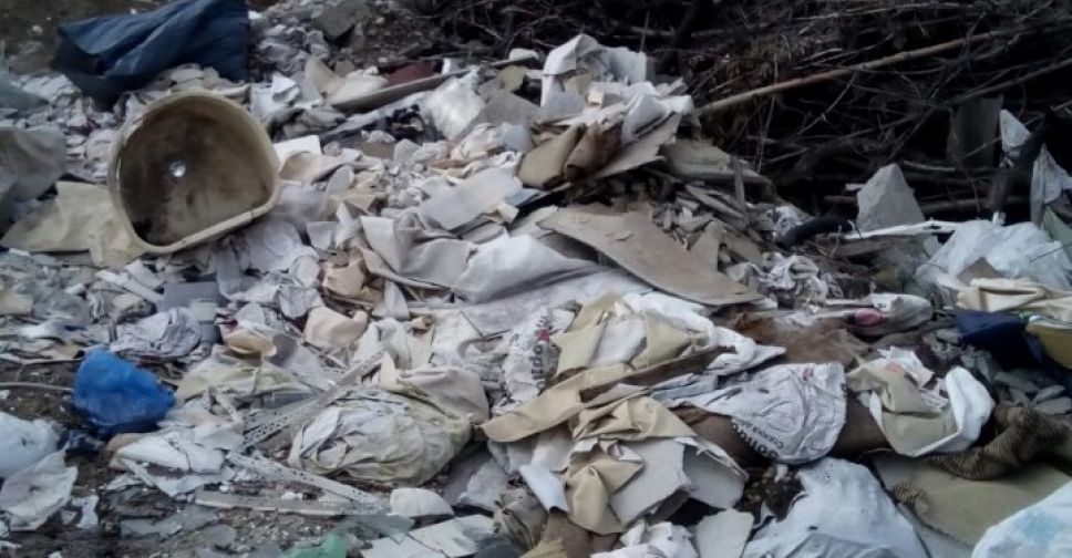 В Мариуполе был организован подпольный полигон ТБО. Свалку не могут ликвидировать (ФОТО)