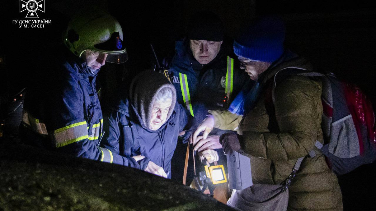 «Найстаршій – 80, а найменшій – п’ять» - через ракетний терор у столиці постраждало 53 людини