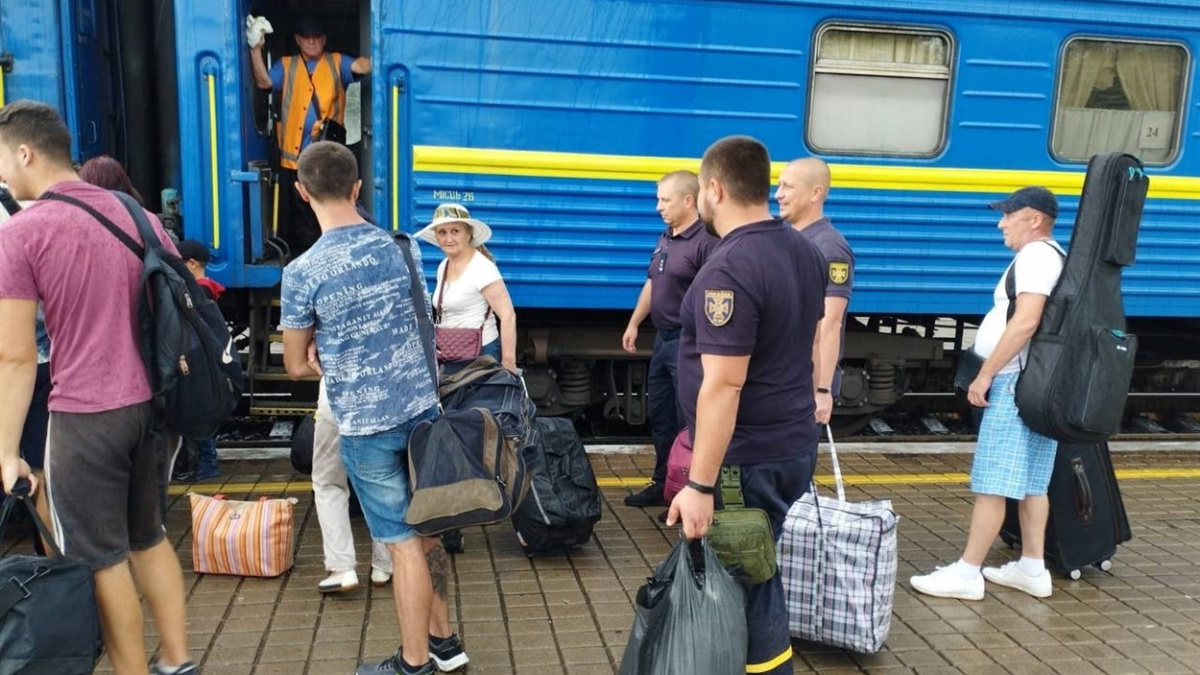 Як евакуюватися з Донеччини у червні – графік виїздів