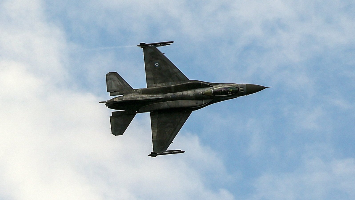 Україна може отримати першу партію літаків F-16 до кінця року – ISW