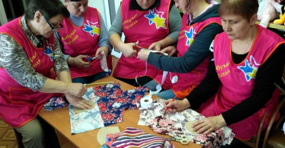 В Мариуполе организовали пошив защитных масок для людей с инвалидностью (ФОТО)