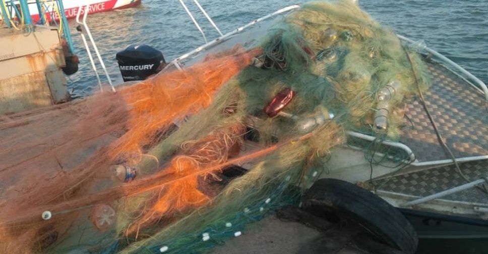 В Азовском море вблизи Мариуполя браконьеры растянули три километра сети (ФОТО)
