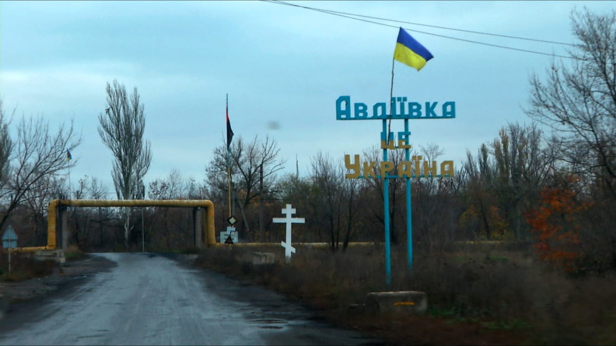 У Авдіївці посилюється евакуація – з міста вивезли останніх працівників коксохімзаводу