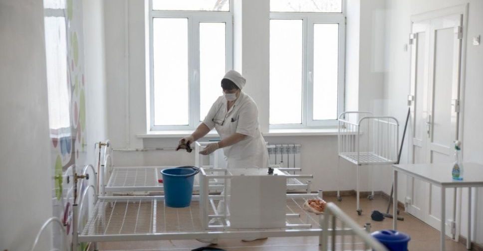 Металлурги пришли на помощь Мариуполю: в трех больницах города обустраивают кислородные посты