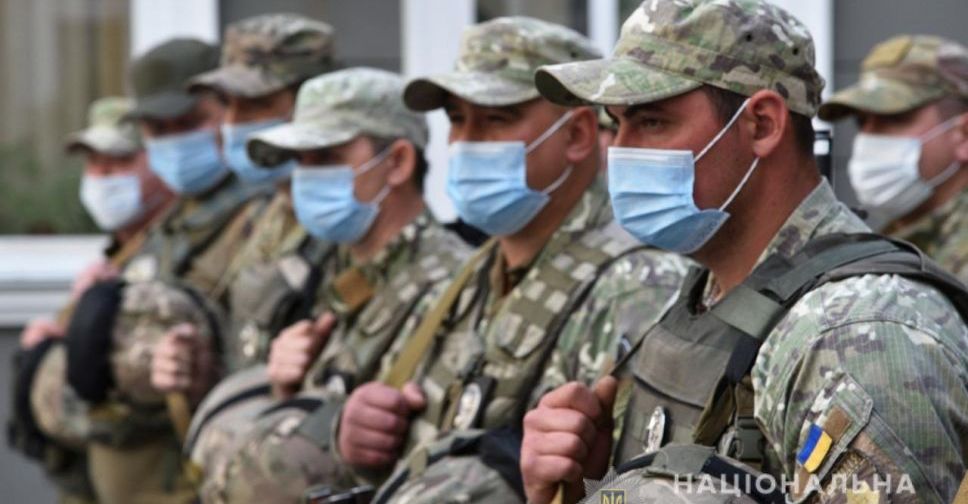 Для поддержания порядка в Мариуполь отправили одессикий «Шторм»