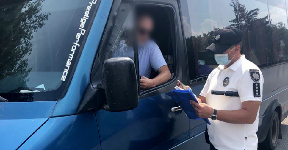За три недели более 30 водителей отстранили от управления транспортом в Мариупольском районе