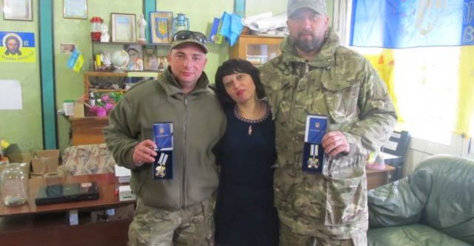 Ко Дню добровольца защитники Мариуполя получили награды (ФОТО)