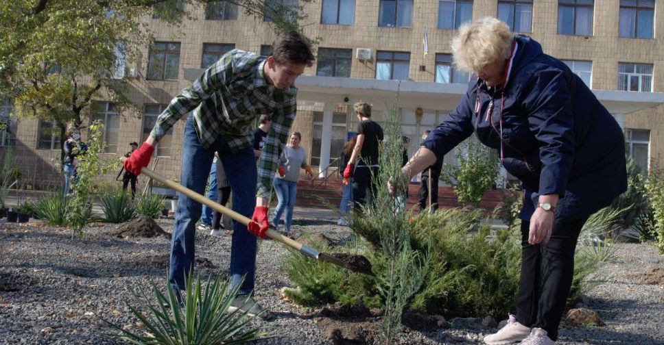 Озеленяли, благоустраивали и обучали: «Зеленый центр Метинвест» продуктивно провел год