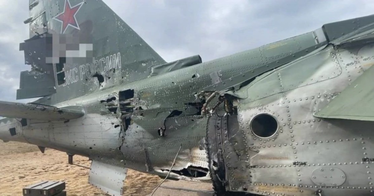 У Маріуполі підбили російський літак та почалася евакуація цивільних: яким був 19 день оборони міста