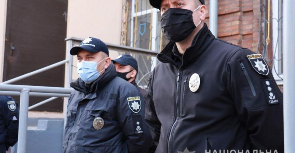 Избирательные участки в Мариуполе взяли под круглосуточную охрану