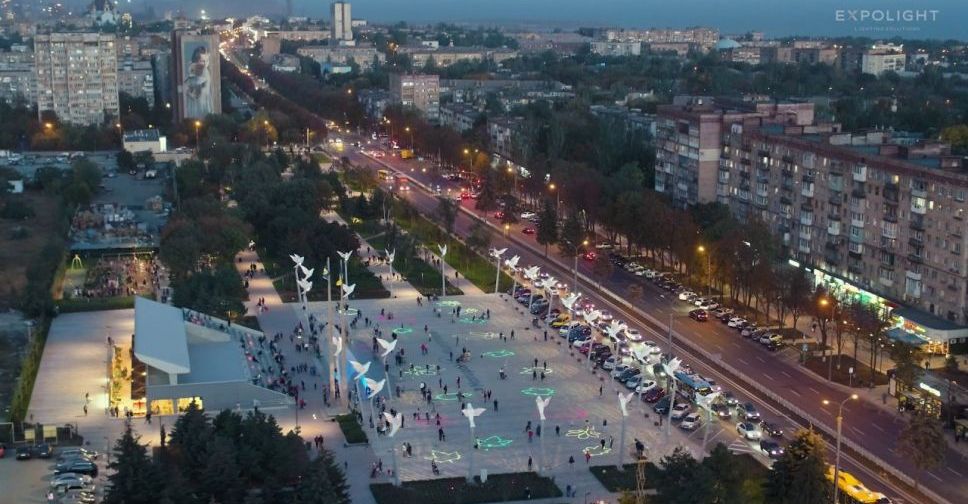 Обновленная площадь Свободы и Мира в Мариуполе стала первой интерактивной площадью в Европе
