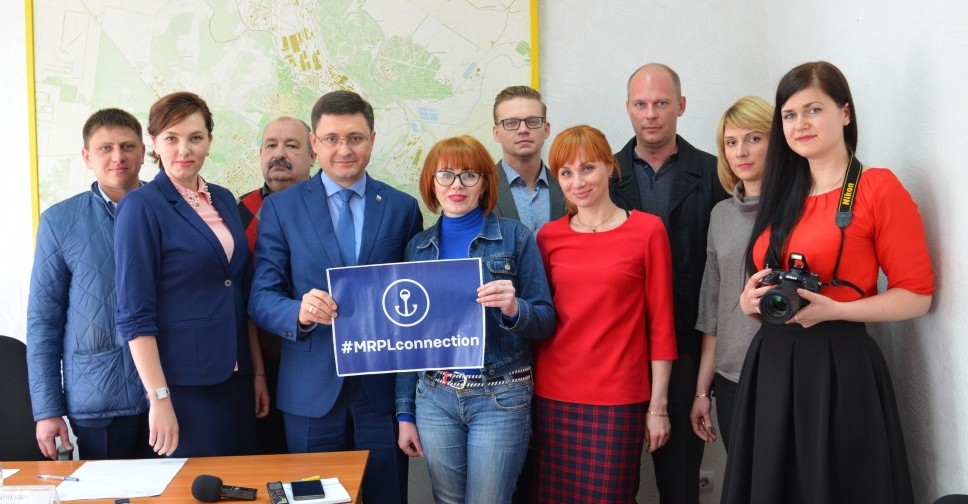 Мэр Мариуполя поддержал флешмоб #MRPLconnection (ФОТО)