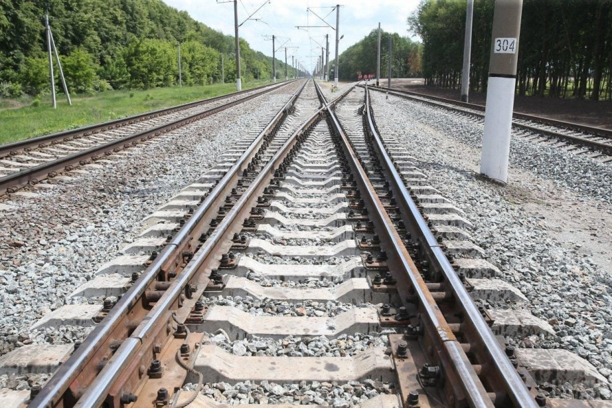 Окупанти анонсували будівництво залізниці з Маріуполя на Запоріжжя – що відомо