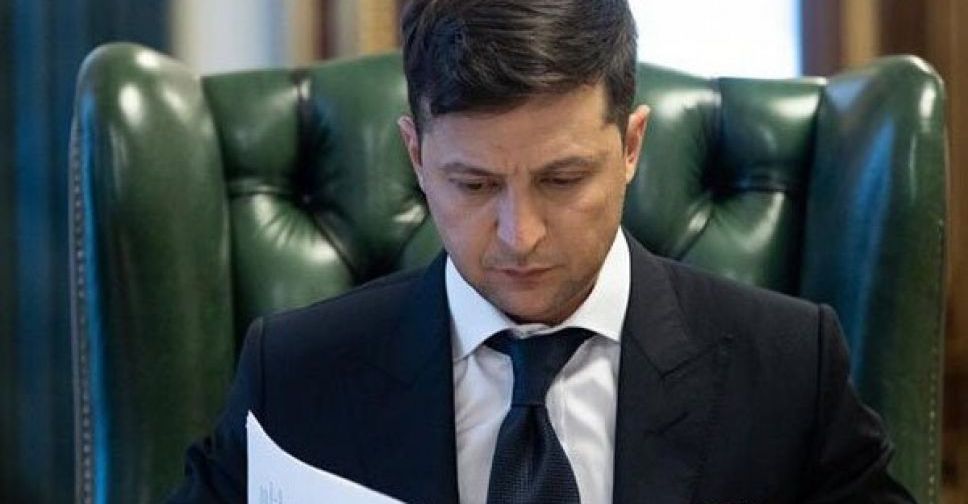 Импичмент Президента: Зеленский подписал закон