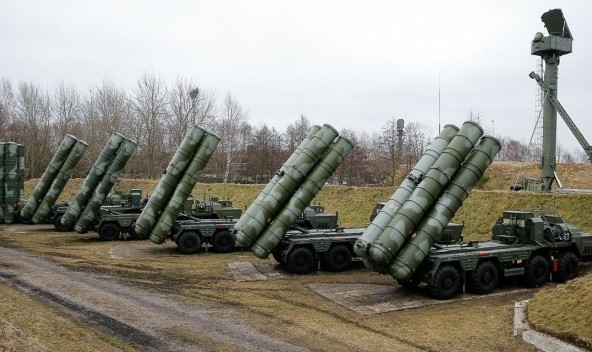 Перемога близько: Москва розганяє нову брехню на тлі зупинки допомоги США