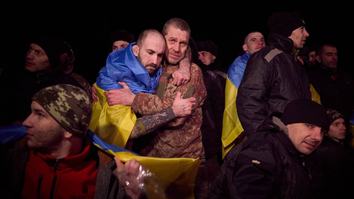 На Батьківщину з полону повернулися 230 українців та українок – деталі обміну