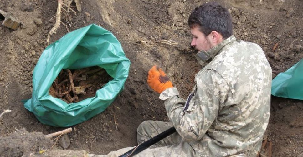 Мариупольцам покажут результаты раскопок немецкого кладбища в Театральном сквере