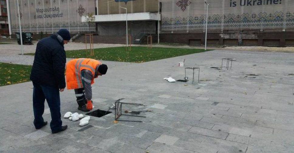 В Мариуполе фонтаны и системы полива начали готовить к зиме